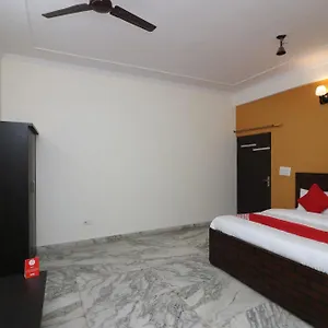 https://oyo-19803-delta-square.top-gurgaonhotels.com